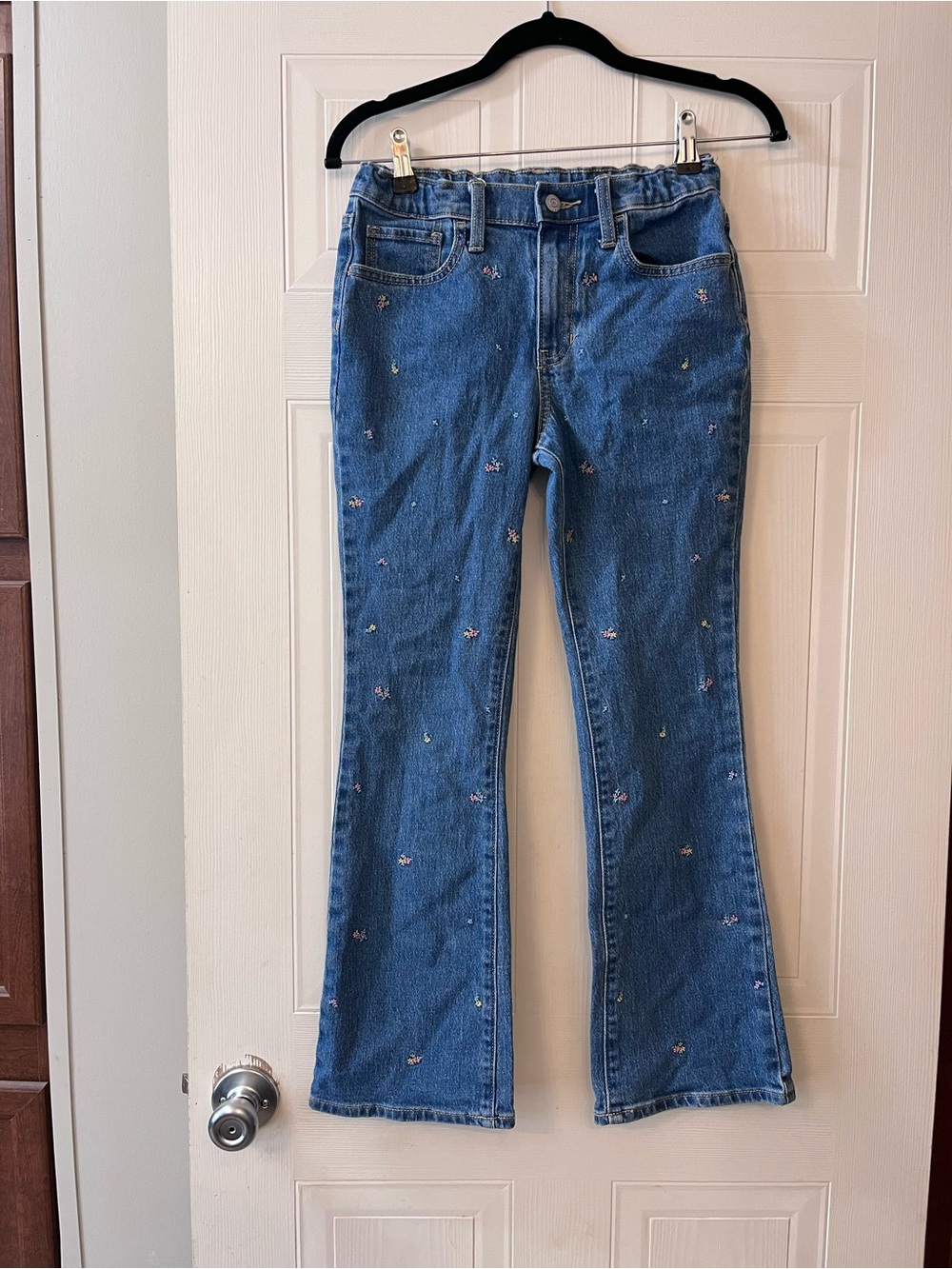 Old Navy Kids BUNDLE Two Jeans Embroidered Flare Jeans & Skinny Heart Jeans